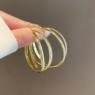 高级感气质金色耳圈时尚轻奢个性夸张耳环交叉设计独特大气耳饰女送女朋友老婆情人节七夕生日礼物