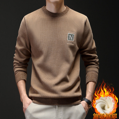 青年加绒加厚冬季圆领毛衣简约徽章抗寒针织衫美式复古男装毛衣
