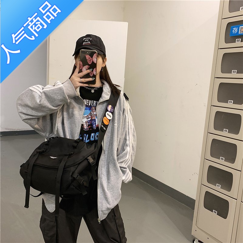 封后日系ins潮牌大容量百搭斜挎包 韩国原宿暗黑港风机能包男女工装包斜挎包男