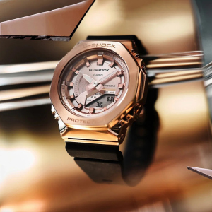 CASIO旗舰店卡西欧手表女新年送礼G-SHOCK运动女表防水电子学生石英表女 日韩gm-s2100/GM-S5600