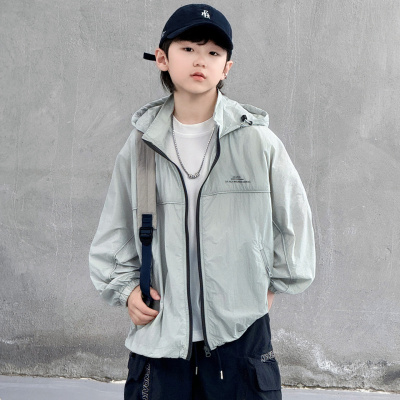 儿童装男童夏装薄款防晒衣2026新款中大童夏季男孩夏款防晒服外套