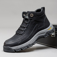 雪地靴男士冬季新款加绒棉鞋休闲真皮高帮鞋男潮轻便中老年爸爸鞋