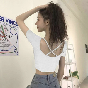 春夏新款露背短袖T恤女休闲韩国女装修身露脐短款上衣纯色打底衫