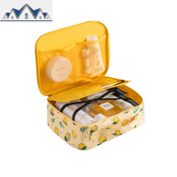 ins网红化妆包小号便携韩国简约旅行大容量多功能收纳盒洗漱包女 三维工匠收纳包