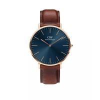 男士经典圣玛威斯蓝盘玫瑰金皮带防水石英腕表