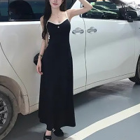 法式包臀长裙子女夏季新款时尚休闲款a字条纹修身显瘦吊带连衣裙