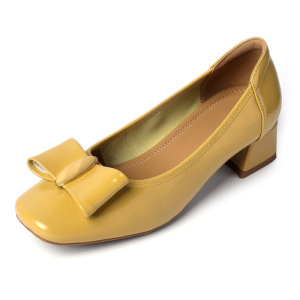 中跟鞋女新款简约气质一脚蹬工作鞋粗跟复古通勤漆皮女四季鞋