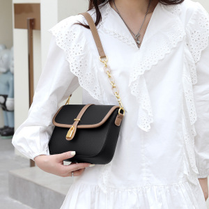 潮流单肩腋下小包包女新款质感软面小众撞色女士斜挎包女包