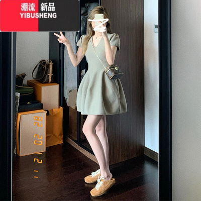 YIBUSHENG法式短袖v领连衣裙子女2024新款小个子气质收腰显瘦高级感短裙
