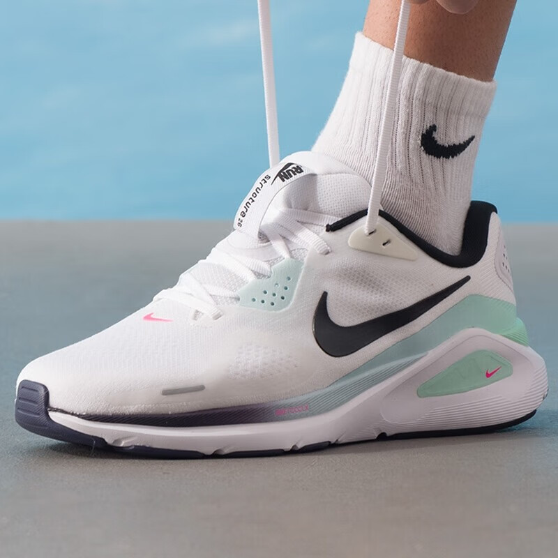 耐克(NIKE)男鞋新款时尚潮流休闲鞋耐磨透气运动鞋低帮缓震跑步鞋IM6675-101 ZP