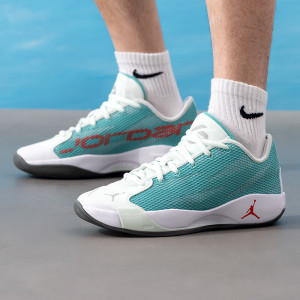 耐克(NIKE)男鞋新款运动鞋JORDAN LUKA 77 PF缓震舒适训练篮球鞋 IF1611-001 ZP