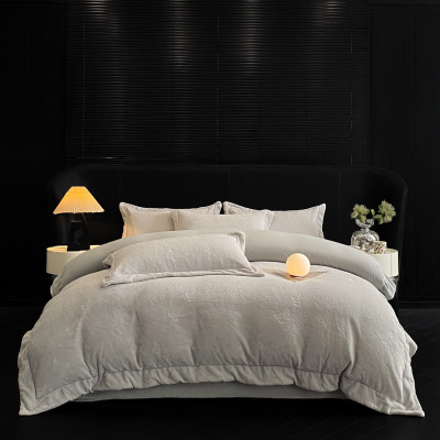 蝴蝶戏花丨240克全消光母婴A类烂花牛奶绒四件套加厚保暖床单被套