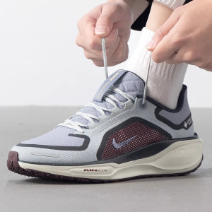 耐克(NIKE)男鞋新款运动鞋PEGASUS 41飞马透气耐磨缓震跑步鞋FQ1356-002 ZP