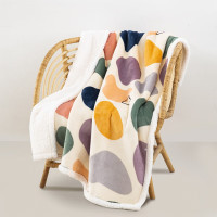 雅鹿多功能羊羔绒披肩毯YLZZLY31 规格100*140cm