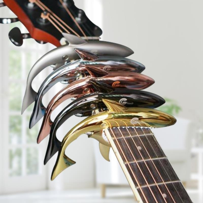 民谣吉他变调夹尤克里里变音夹鲨鱼变调夹个性电木吉他品夹capo单个变调夹，请备注颜色