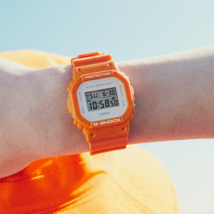 CASIO官方旗舰店手表男小方块潮流手表卡西欧石英表男GSHOCK王一博代言限量款钢铁之心小黑表小方表DW-5600