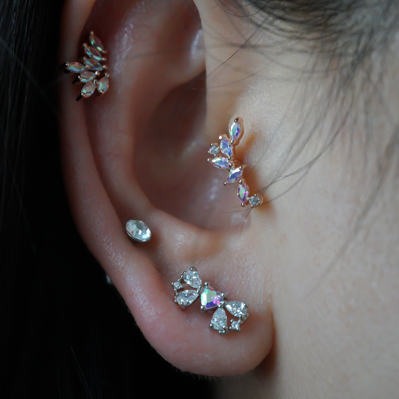 韩国进口偏光彩钻扇形弧形蝴蝶结钛钢粗耳骨钉耳蜗钉螺丝拧旋转球送女朋友老婆情人节七夕生日礼物