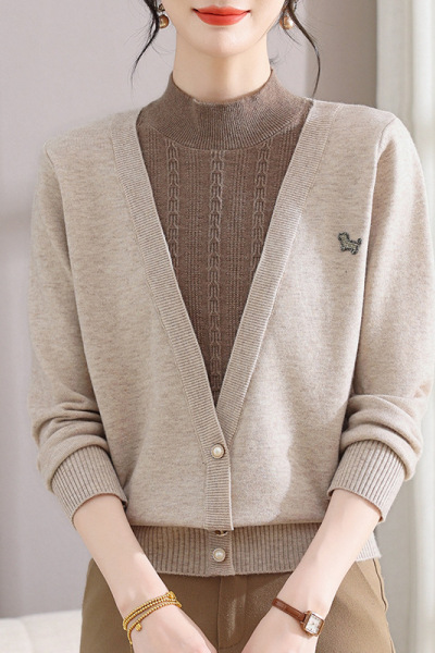 假两件妈妈装针织衫时尚新款中老年人女装40-60岁中年上衣女加绒