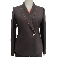 泛为 女春秋西服 定制 件