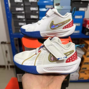 NIKE耐克篮球鞋G.T. CUT 3 SE (PS)低帮儿童运动鞋FJ7011-100 D