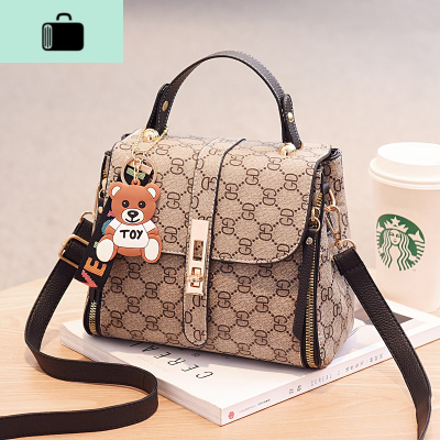 包包女2020新款潮百搭个性时尚印花ins超火单肩斜挎小方包NEW LAKE女斜挎包