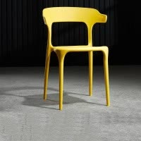 绵冠(MIANGUAN) 牛角椅子靠背宿舍书桌凳子家用塑料餐厅椅懒人休闲椅 黄色 (2把起拍)
