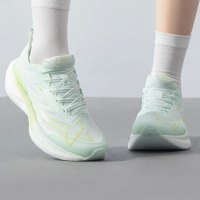 特步女鞋两千公里跑鞋新款减震专业马拉松透气运动跑步鞋876218110044淡果绿/果冻绿 ZP