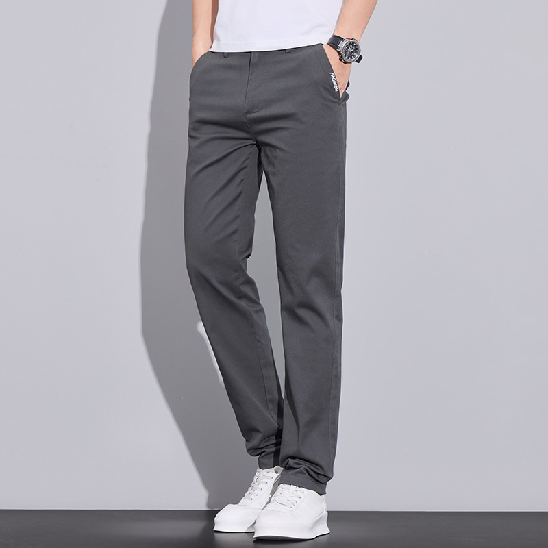 2026 春夏卡其色肌理休闲裤男 抽绳锥形长裤 小标装饰卷边九分裤